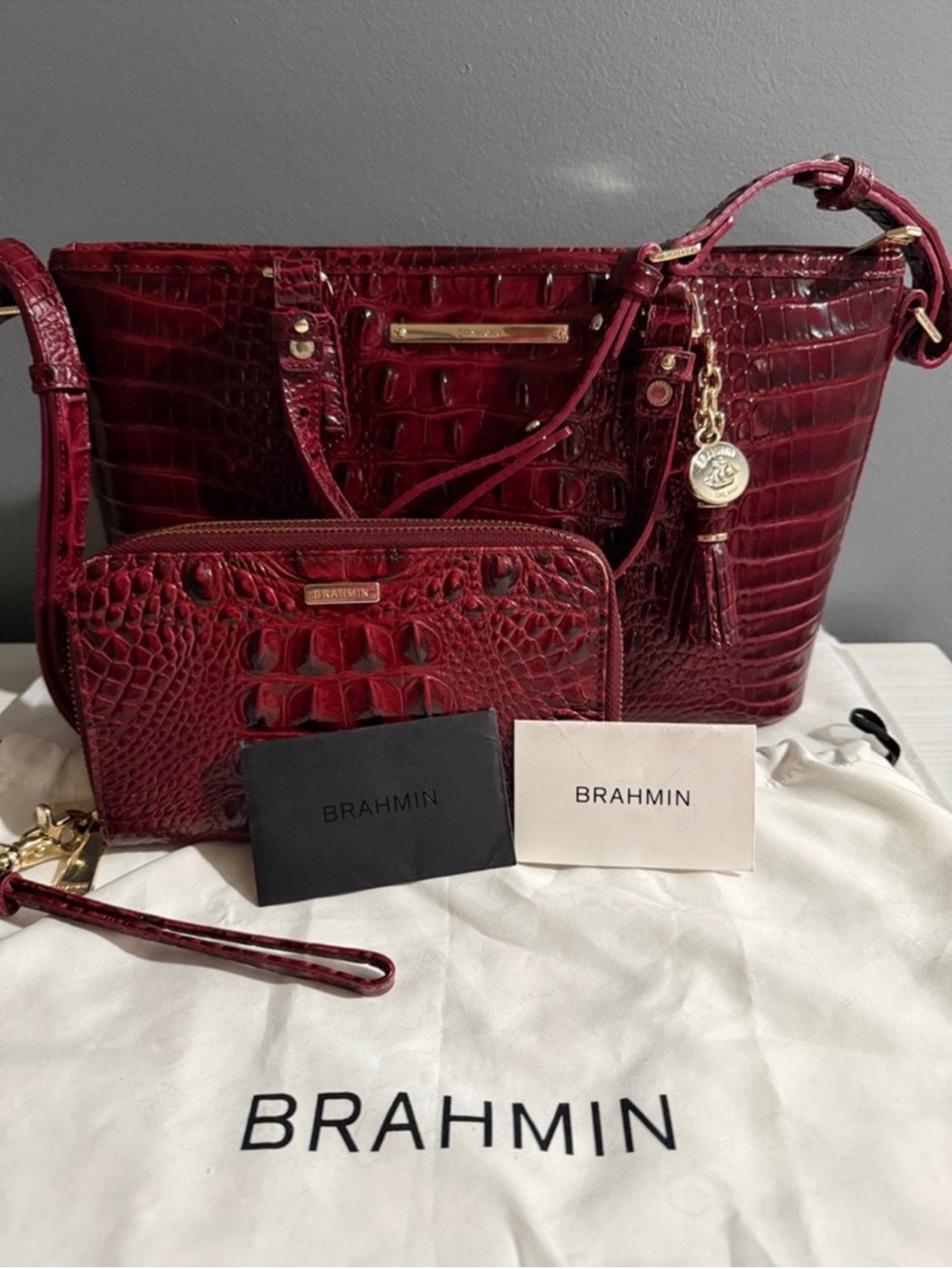 Brahmin Asher Satchel & matching wristlet w/dust bag, Melbourne collection EUC